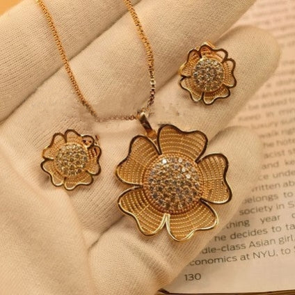 SunFlower Heart Necklace Set