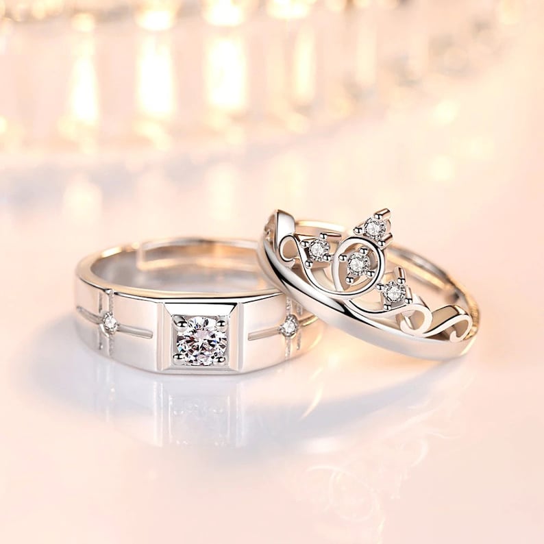 Adjustable Crown Couple Ring