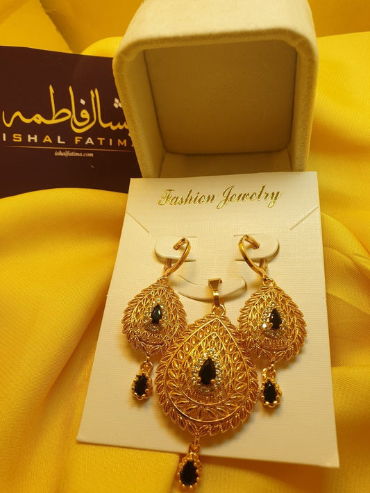 Ishal Fatima Antique Black Stone Necklace Set