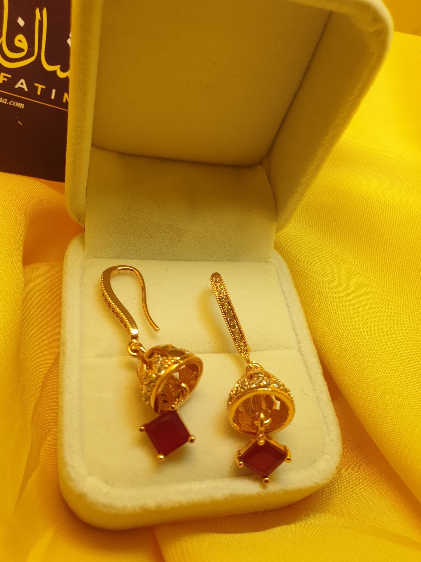 Ishal Fatima Elegant Maroon Stone Golden Earings