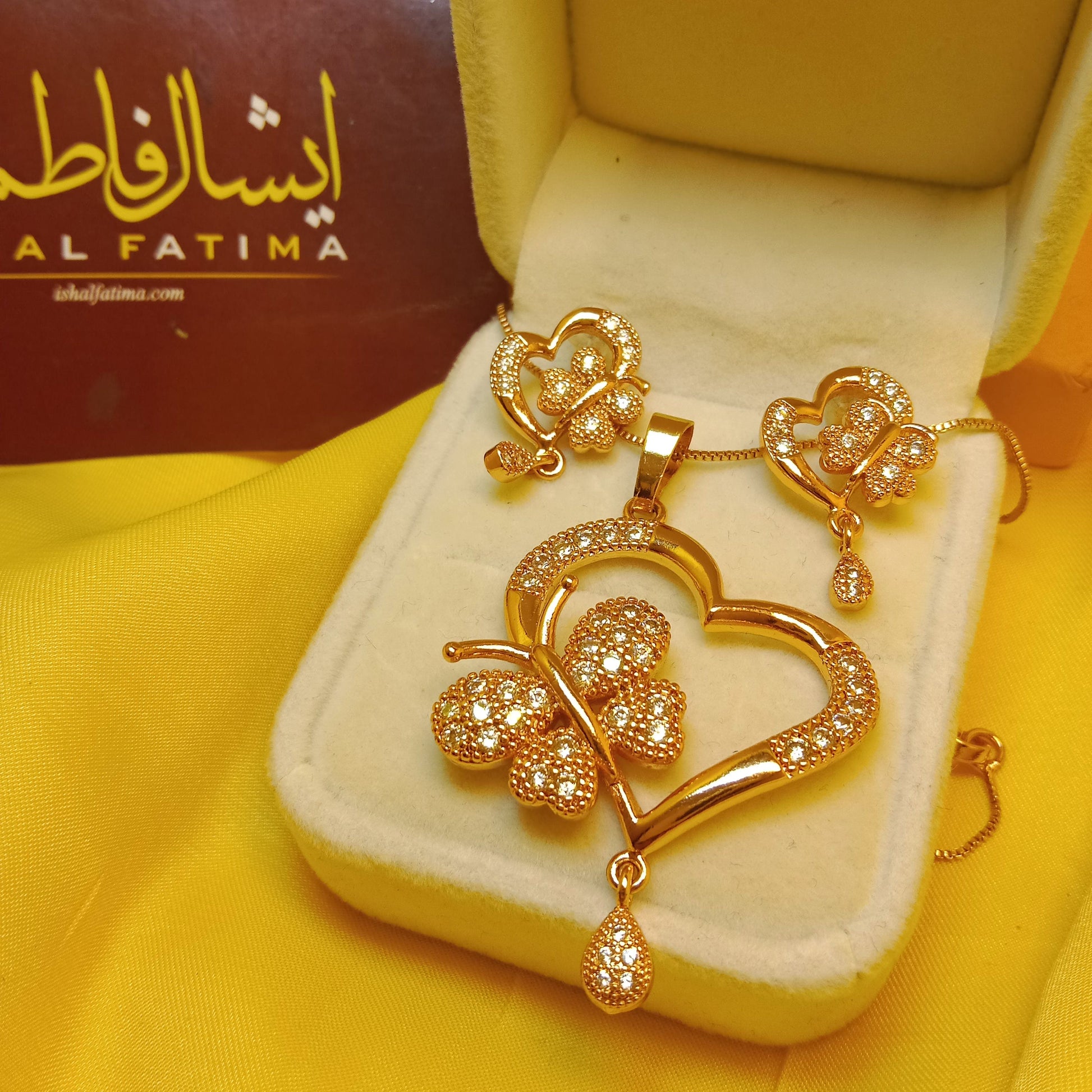 Ishal Fatima Necklaces Golden Heart Shinny Butterfly Necklace Set