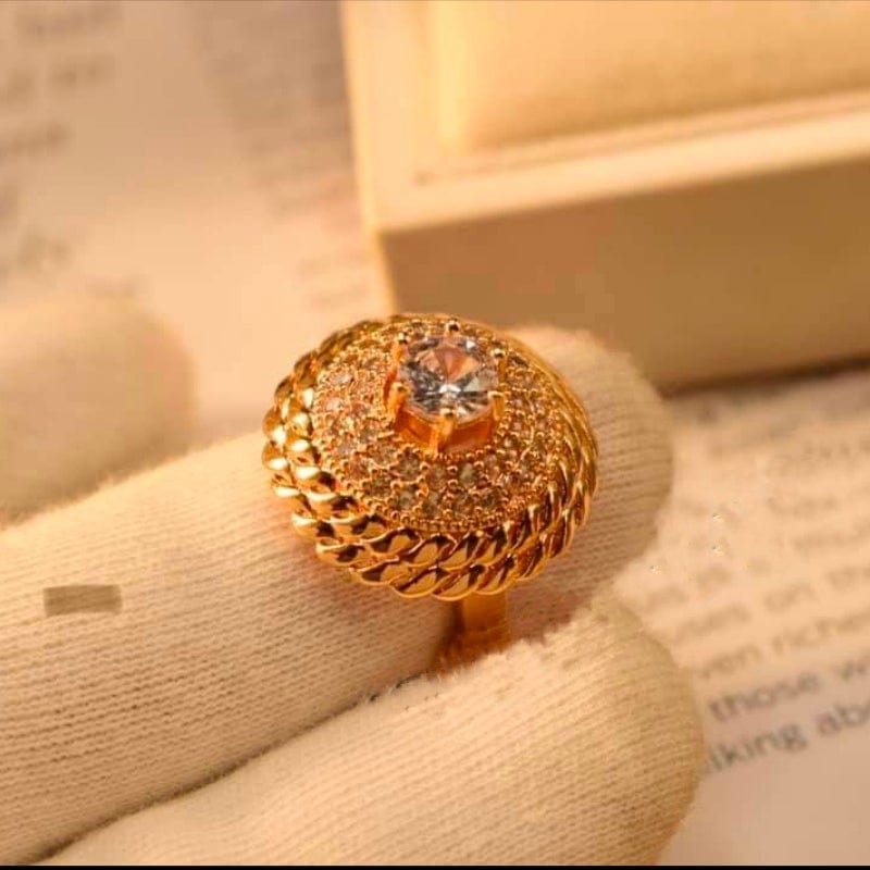 Ishal Fatima Oregon Sunstone Gold Ring