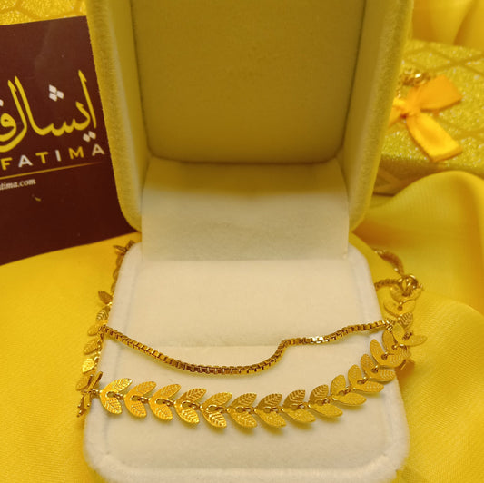 Ishal Fatima Stylish Golden Choker and Chain Pendant
